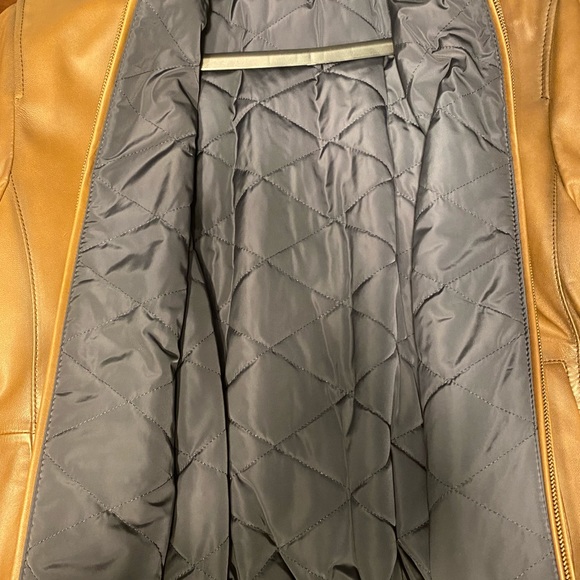 Genuine Lambskin Luxury Round Tree & Yorke